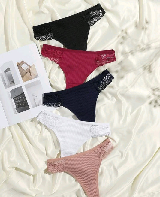 Panties in different colours