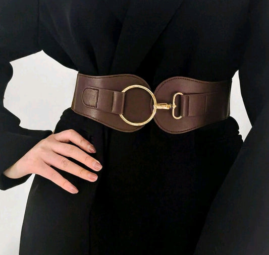 Brown belt with circle detail